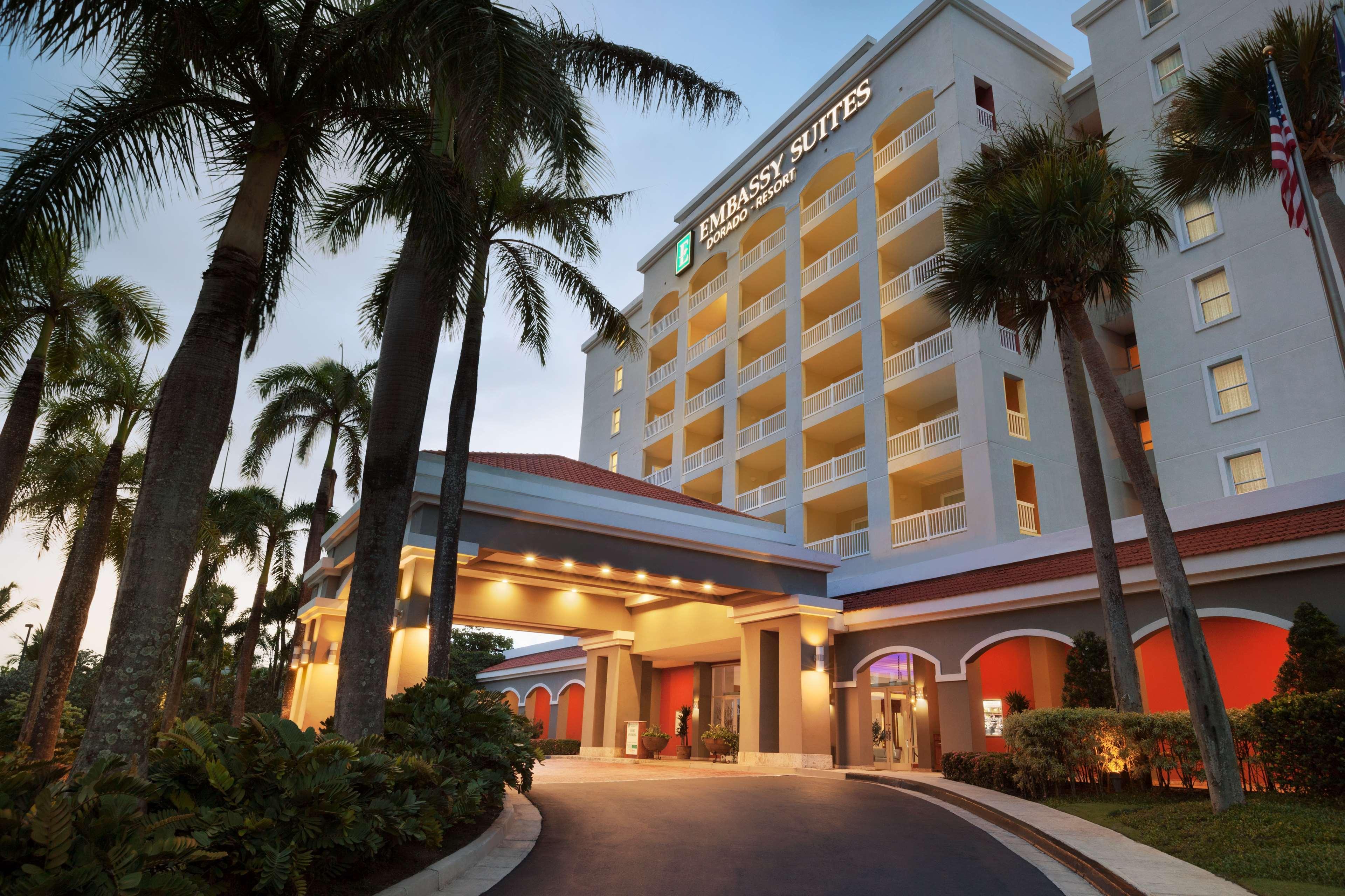 Embassy Suites By Hilton Dorado Del Mar Beach Resort Ngoại thất bức ảnh