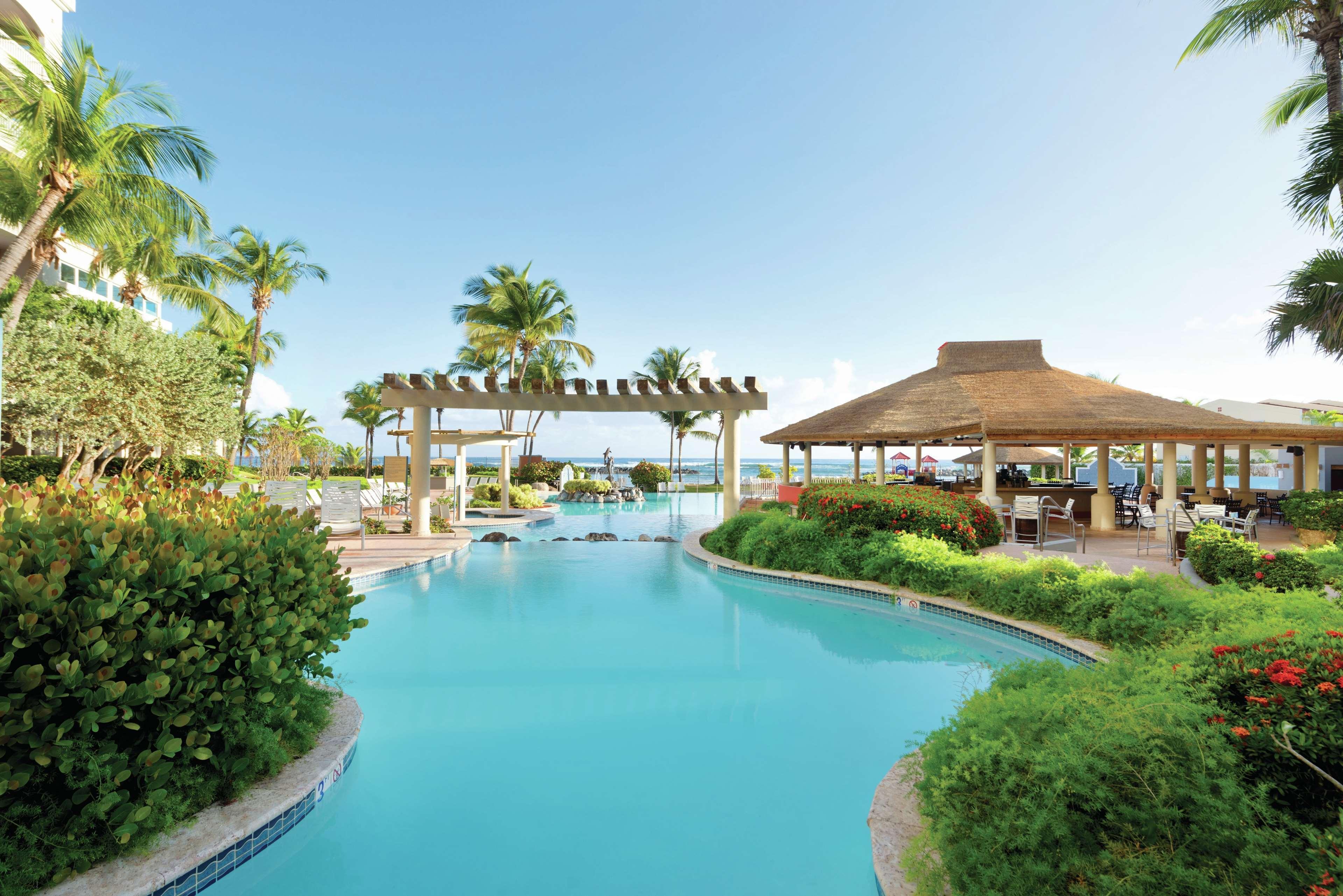 Embassy Suites By Hilton Dorado Del Mar Beach Resort Ngoại thất bức ảnh
