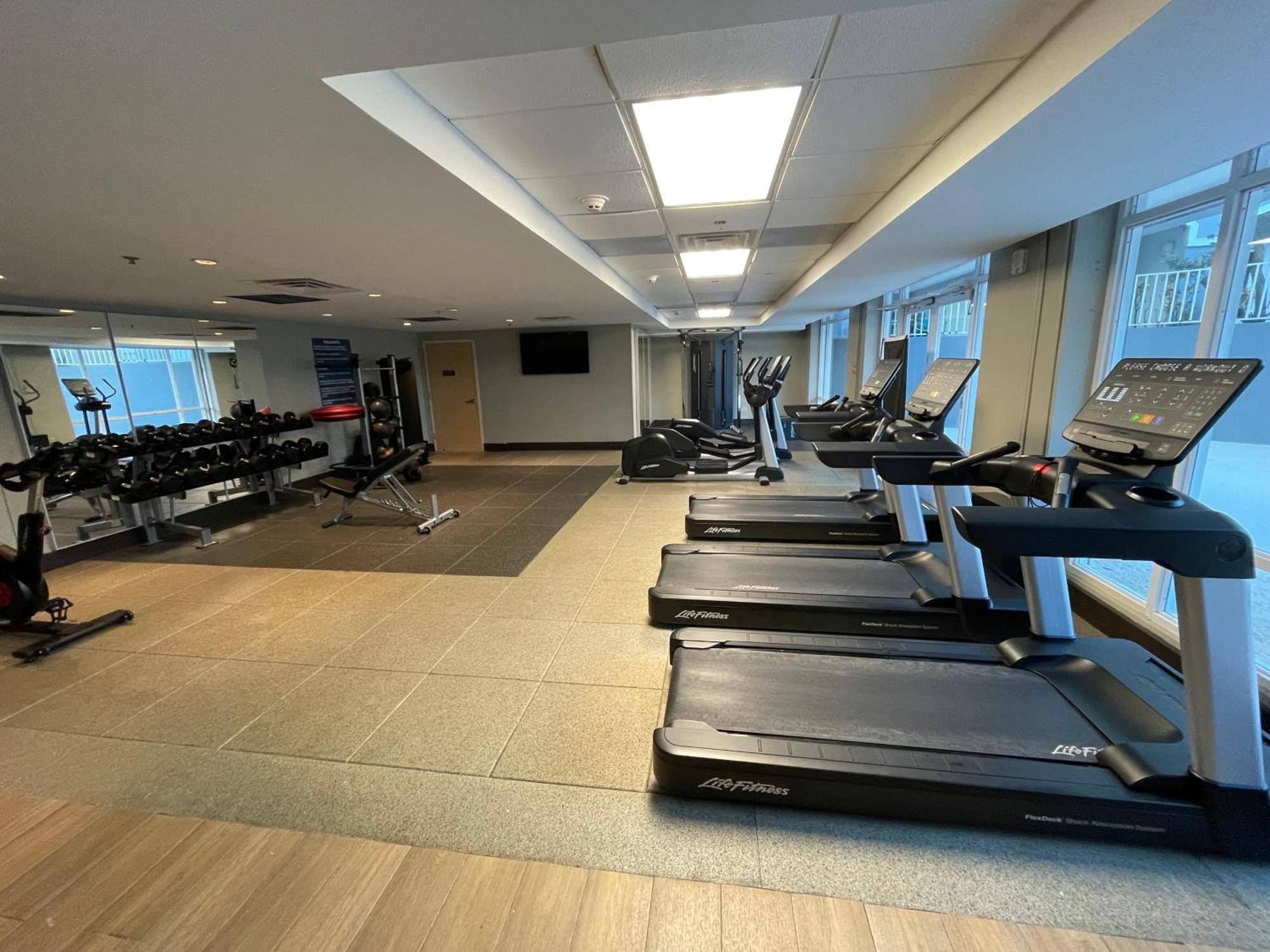 Embassy Suites By Hilton Dorado Del Mar Beach Resort Ngoại thất bức ảnh